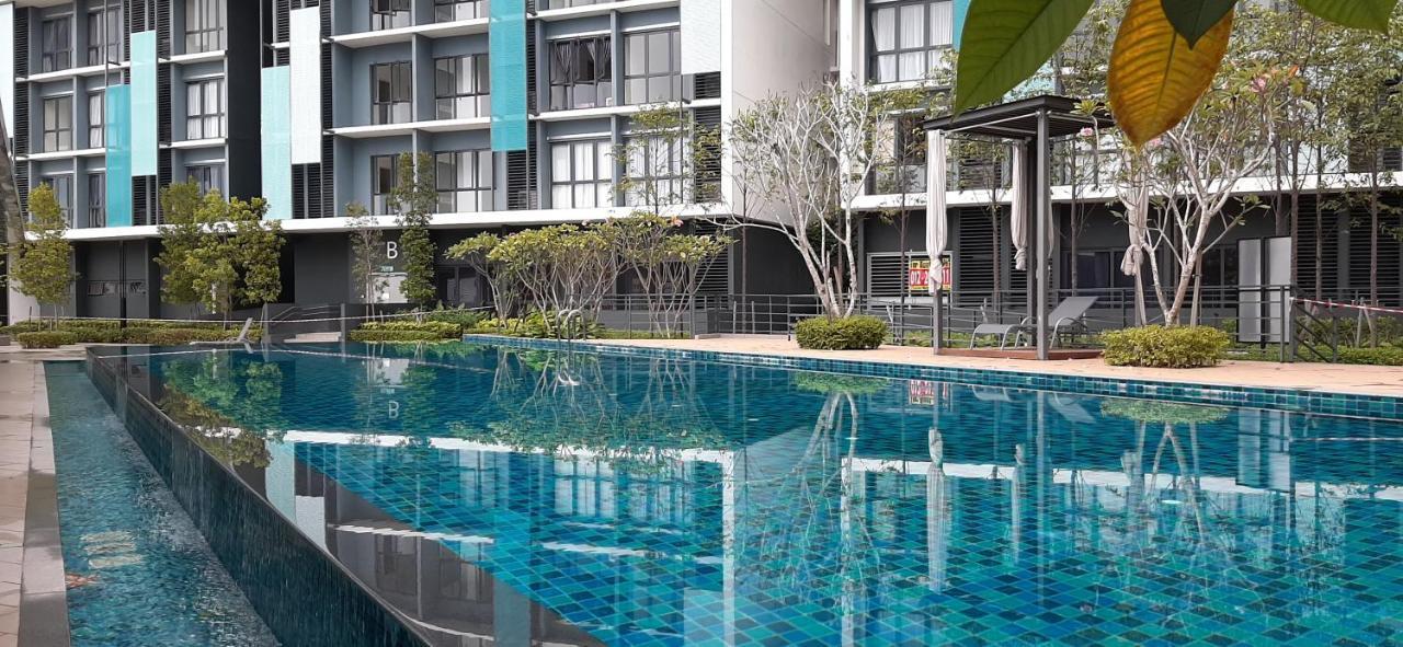 Cozystay @ Core Soho Suite Klia Sepang Luaran gambar